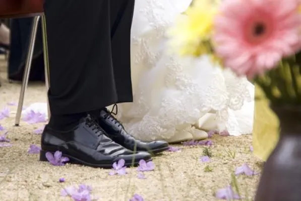 Bild: Die Fotografin, die sich vor die Braut traut - Hochzeitsfotografie mit Poesie-ein spannendes Arbeitsfeld