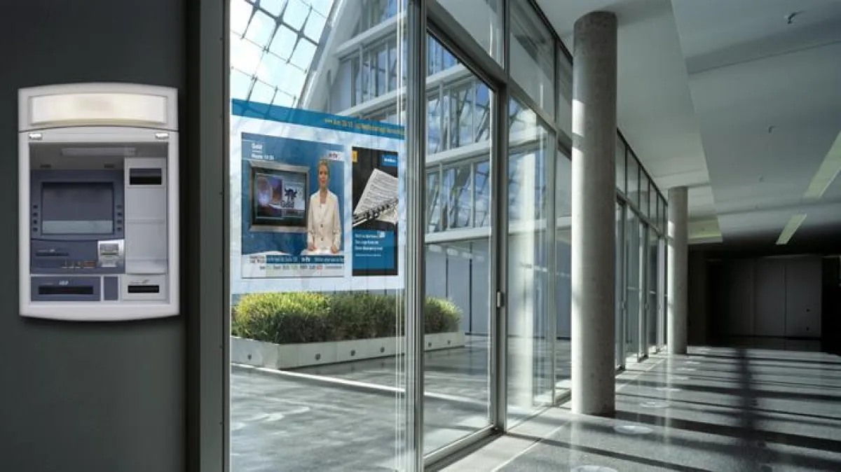 Digital Signage-Lösung im SB Bereich von Banken und Sparkassen