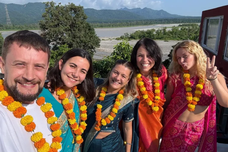 Bild: Gyan Yog Breath vermittelt eine fundierte 200h Yogalehrer Ausbildung in Rishikesh