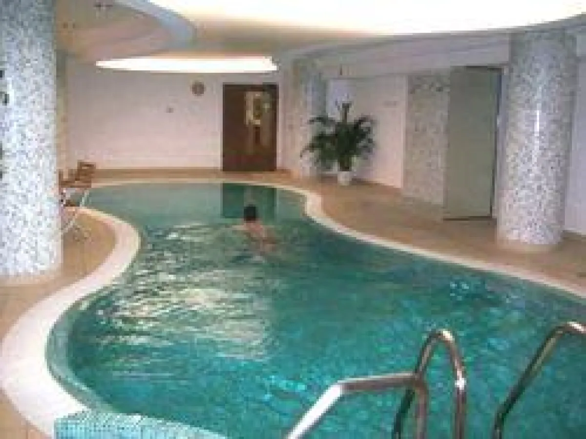 Hallenbad im Espa Bio u. Art Hotel Zsambek