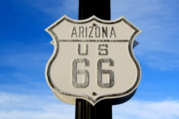 100 Jahre Route 66 – TMC Reisen feiert Amerikas legendärste Straße mit individuellen Mietwagenrouten Bild: 100 Jahre Route 66 – TMC Reisen feiert Amerikas legendärste Straße mit individuellen Mietwagenrouten