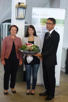 Bild: Stadt Ellwangen und SRH FernHochschule Riedlingen freuen sich über gemeinsame Erfolgsgeschichte