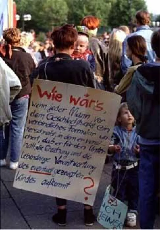 Frauendemo, ©medicalpicture