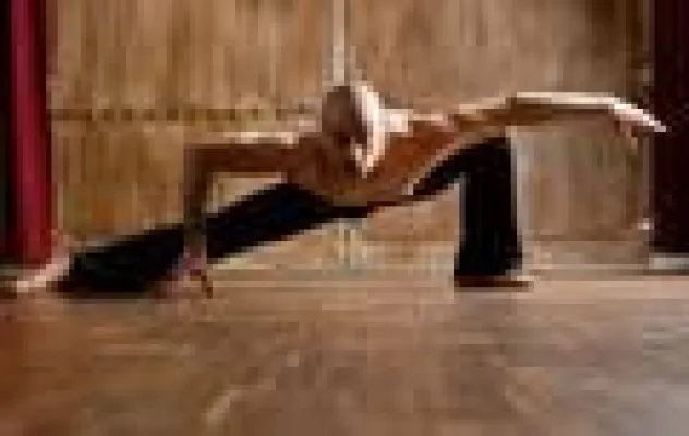 Yoga Dance Workshop mit Jack Waldas am 22. Oktober 2011 im AIRYOGA München Bild: Yoga Dance Workshop mit Jack Waldas am 22. Oktober 2011 im AIRYOGA München