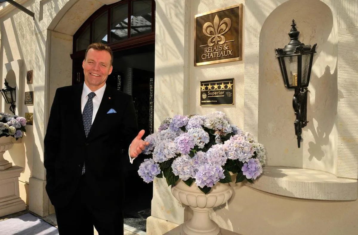 Ralf J. Kutzner, Geschäftsführer Hotel Bülow Palais Dresden, Foto: Anne Huneck