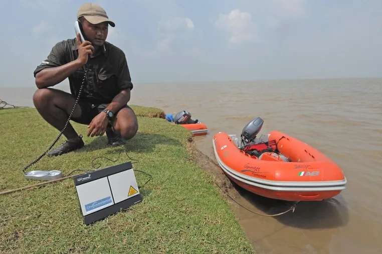 Bild: 2500 Kilometer auf dem heiligen Fluss Indiens: CPN Satellite Services unterstützt Ganges Expedition