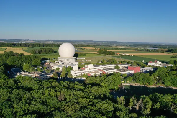 Tag der offenen Tür am Fraunhofer FHR am 29.6.2025 Bild: Tag der offenen Tür am Fraunhofer FHR am 29.6.2025