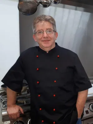 Bild: Naturkoch im GoschaHof: Peter Fabricius