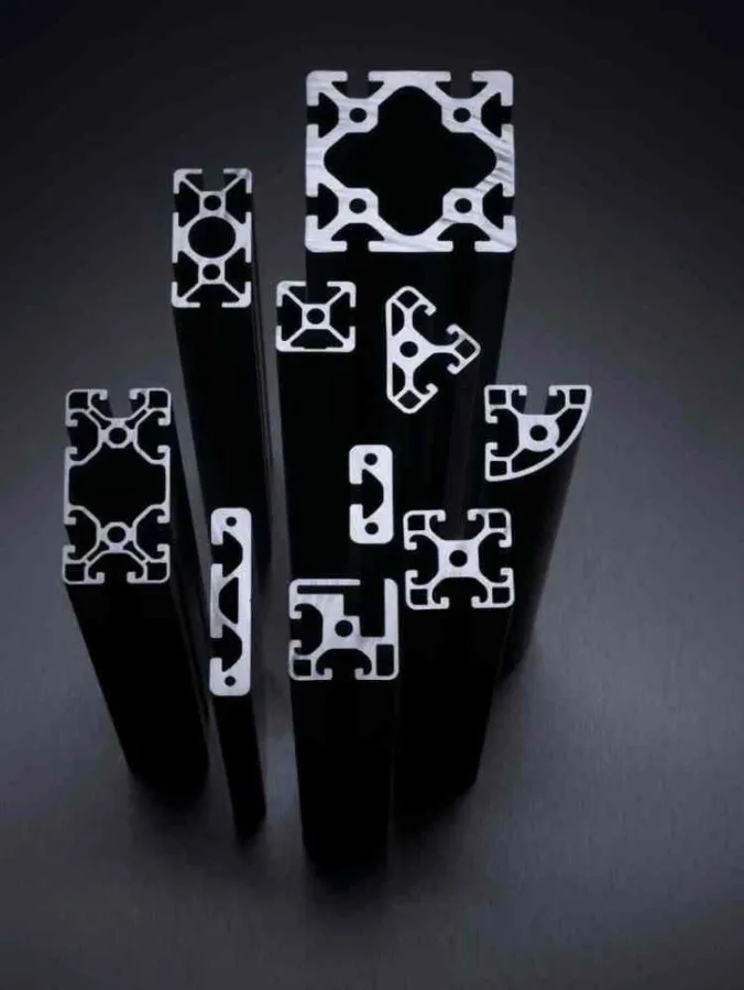 Alváris Profile: 450.000 Meter Aluminium wurden im vergangenen Jahr verarbeitet. (Copyrightr: ALVÁRIS)