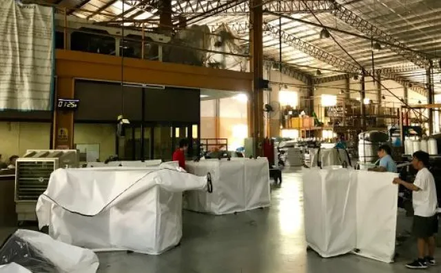 Bild: Global Micro Initiative e.V.: Vorsitzender besucht Textilfabriken in Subic Bay auf den Philippinen