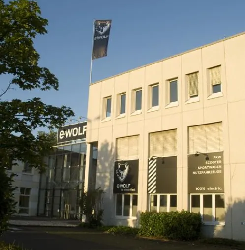 Einzigartig in Deutschland – Erstes E-Mobility Center startet Produktion in Köln Bild: Einzigartig in Deutschland – Erstes E-Mobility Center startet Produktion in Köln