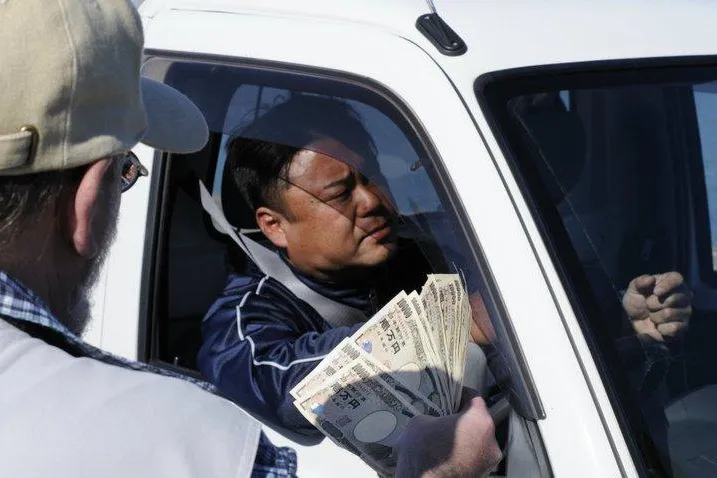„Mafia bewacht japanische Delfinfänge“ – Delfinfreikauf gescheitert Bild: „Mafia bewacht japanische Delfinfänge“ – Delfinfreikauf gescheitert