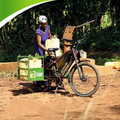 Bild: Hamburger NGO startet Mobilitätsrevolution für Frauen in Afrika