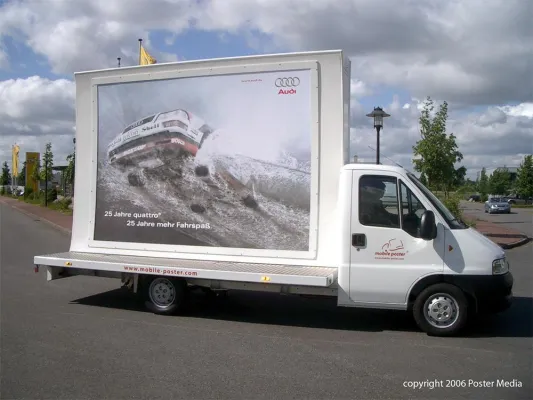 25 Jahre quattro - mobile Werbeflächen mit MOBILE POSTER von Poster Media Bild: 25 Jahre quattro - mobile Werbeflächen mit MOBILE POSTER von Poster Media
