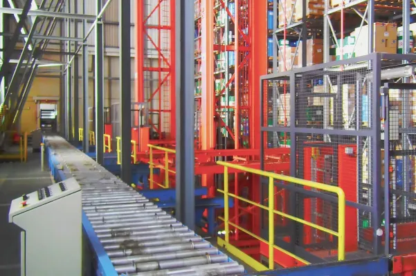 Bild: Retrofit im Hochregallager: Gezielte Erneuerungen zahlen sich aus