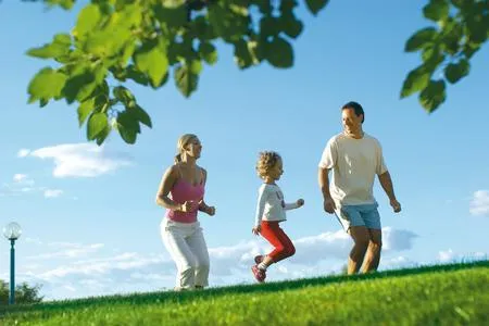 Erster Benefiz-Chiemseelauf gegen Krebs 4. Juli Bild: Erster Benefiz-Chiemseelauf gegen Krebs 4. Juli