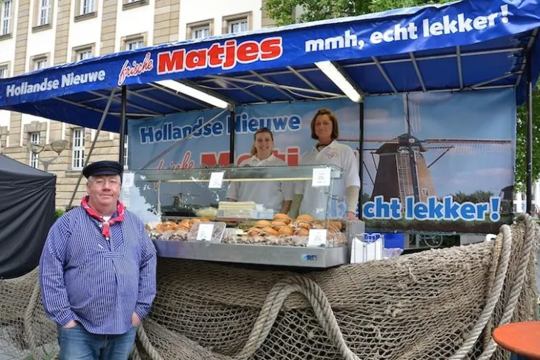 Bild: Fisch-Spezialitäten & maritimes Flair: „Matjes-Tage Köln“ am 04./05. Juni an der Rhein-Promenade
