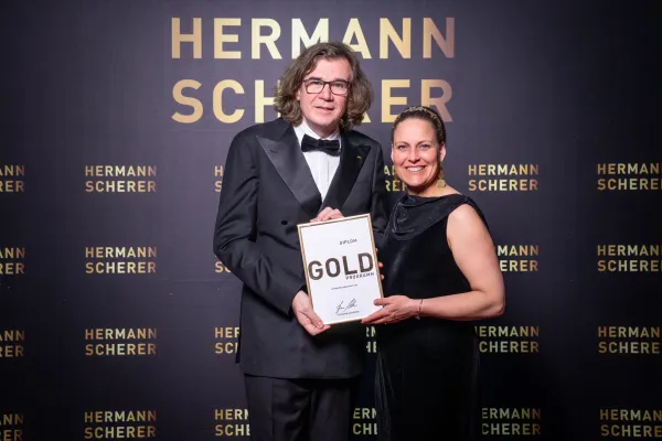 Bild: Linda Wolf begeistert internationales Publikum mit emotionaler Bühnenkunst