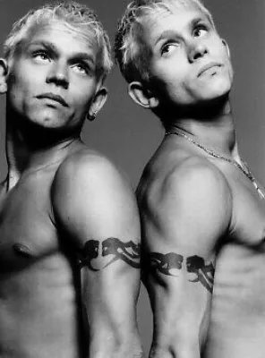 Bild: Das Wunder im Varieté: Nach einem lebensgefährlichen 8-Meter-Sturz sind die Caesar Twins jetzt auf dem Höhepunkt ihrer Karriere