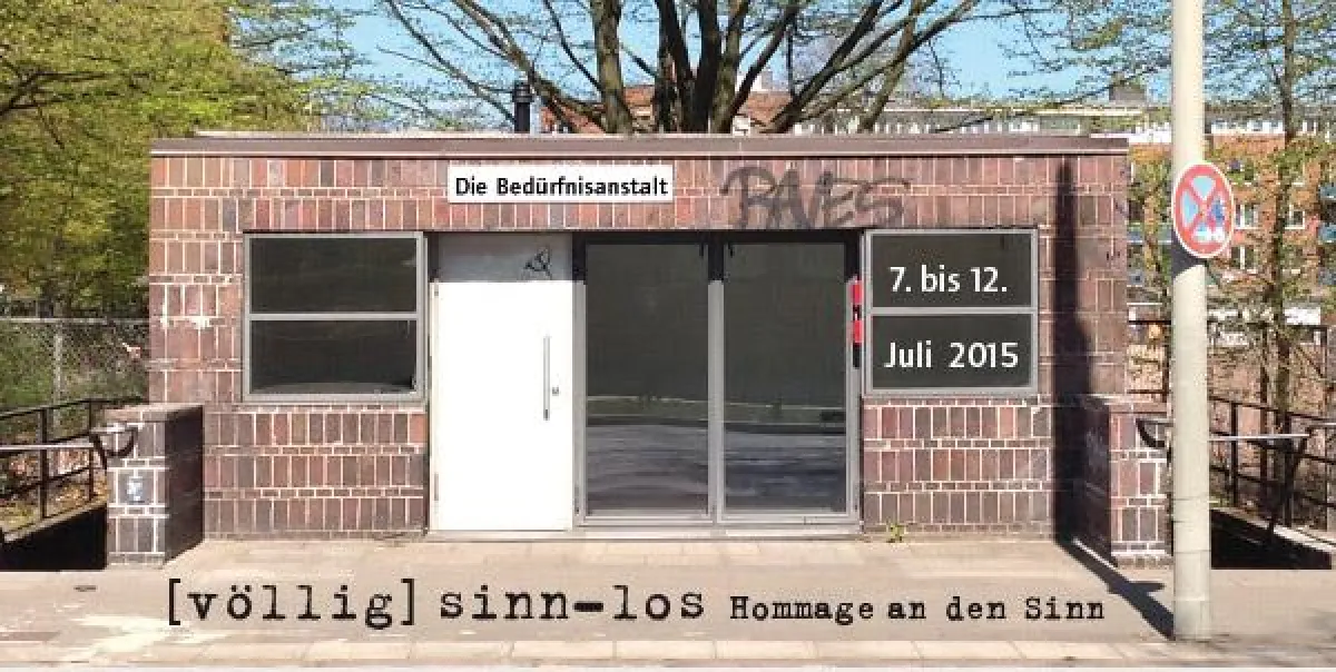 Ausstellung in der Bedürfnisanstalt in Hamburg-Ottensen