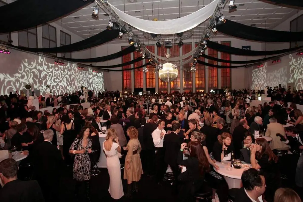 Fast Forward Communications organisierte auch in diesem Jahr die After Show Party zur Verleihung des Deutschen Filmpreises in den Messehallen am Funkturm