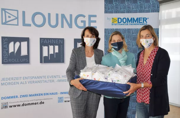 Bild: 300 Stoffmasken, bedruckt mit fröhlichen Tiermotiven, für die Olgäle-Stiftung