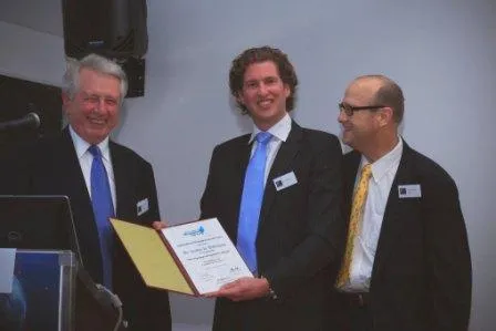 Internationaler Dupuytren-Preis 2012 verliehen Bild: Internationaler Dupuytren-Preis 2012 verliehen