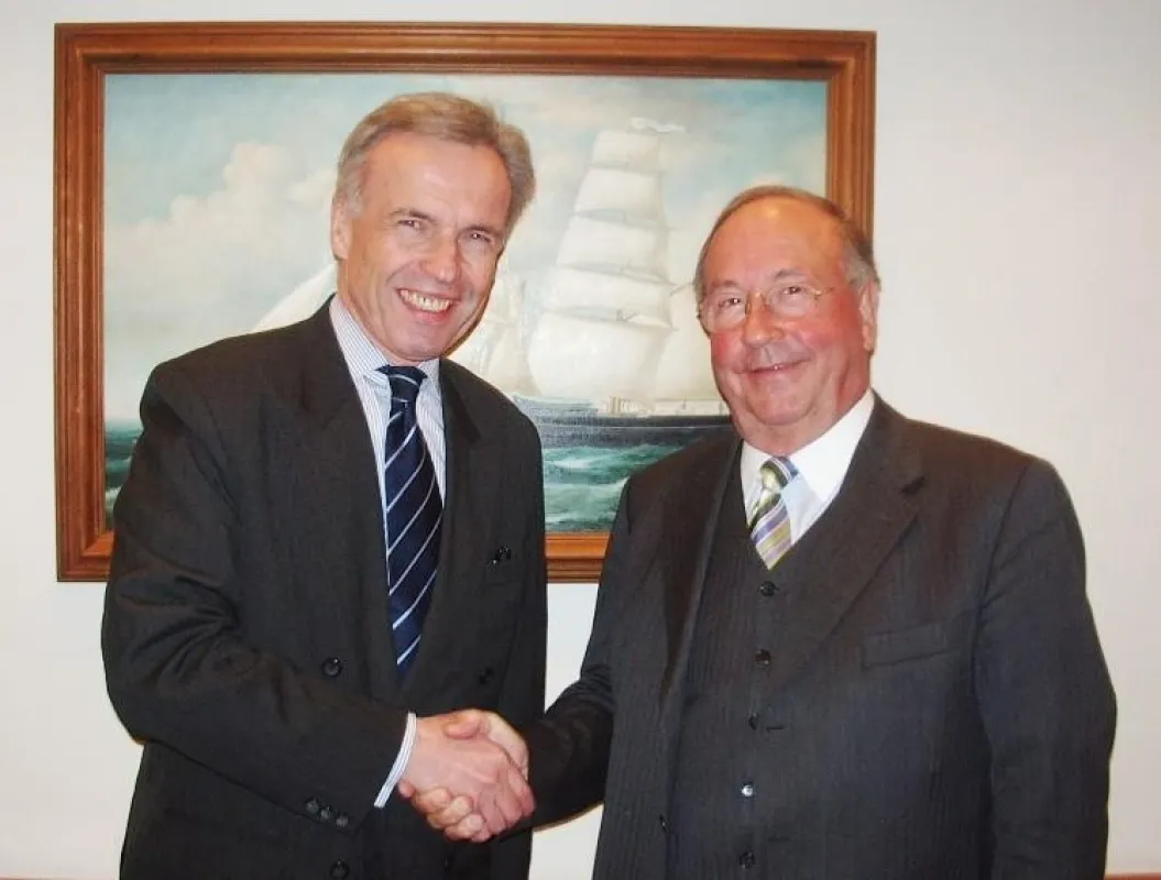 Dr. Andreas Waldraff (li.) übernimmt Sprecherfunktion des GIRT von Rudolf Weiler
