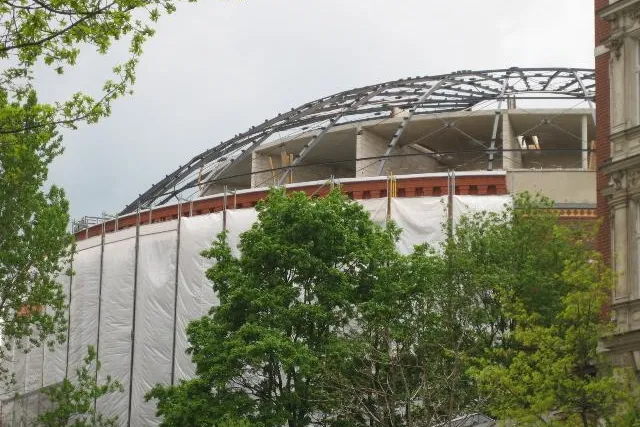 Bild: Illegale Schwarzbauten auf dem Fichtebunker?