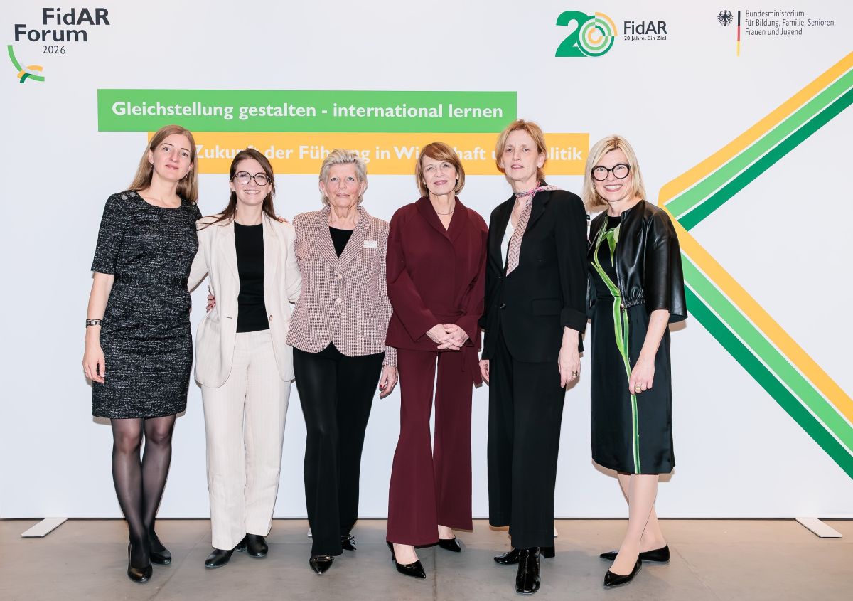 FidAR-Forum 2026: Karin Prien: „Frauen brauchen gleichen Zugang zu ...