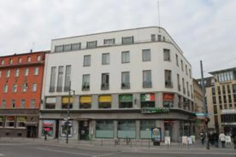 Bild: AENGEVELT vermittelt Büro- und Ladenfläche in der City von Halle/Saale an Finanzdienstleister