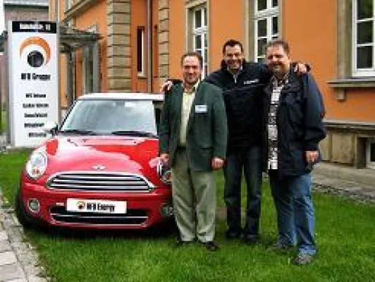 Bild: AVC Marketing Club UG - übergibt an erfolgreichen Energievermittler erneut einen Dienstwagen...