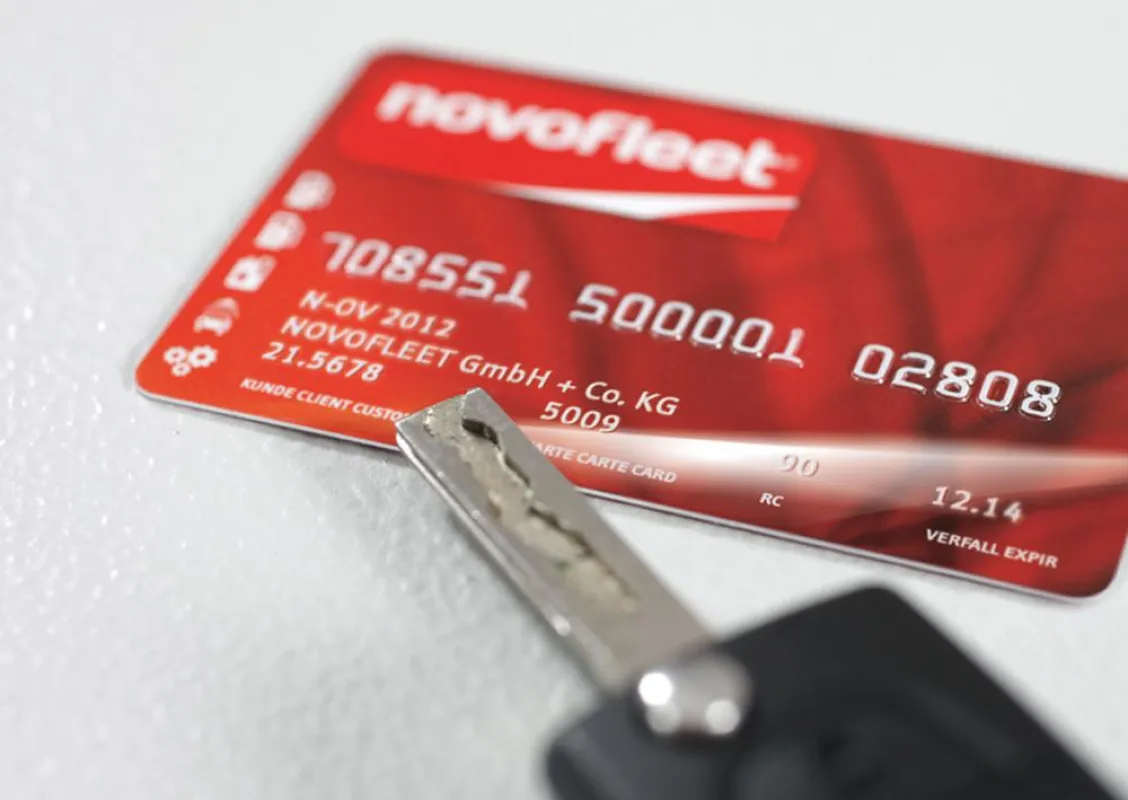 Mit der NOVOFLEET Card sind gewerbliche Pkw-Fuhrparks kostengünstig mit Kraftstoff versorgt.