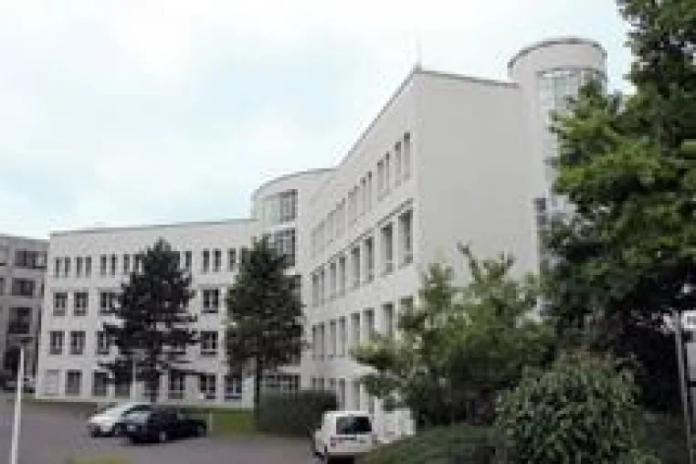 Bild: DIP-Partner AENGEVELT verkauft Bürogebäude in der Region Düsseldorf