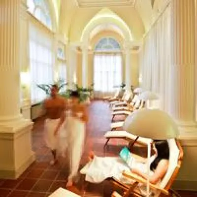 Bild: Mehr Service im Friedrichsbad