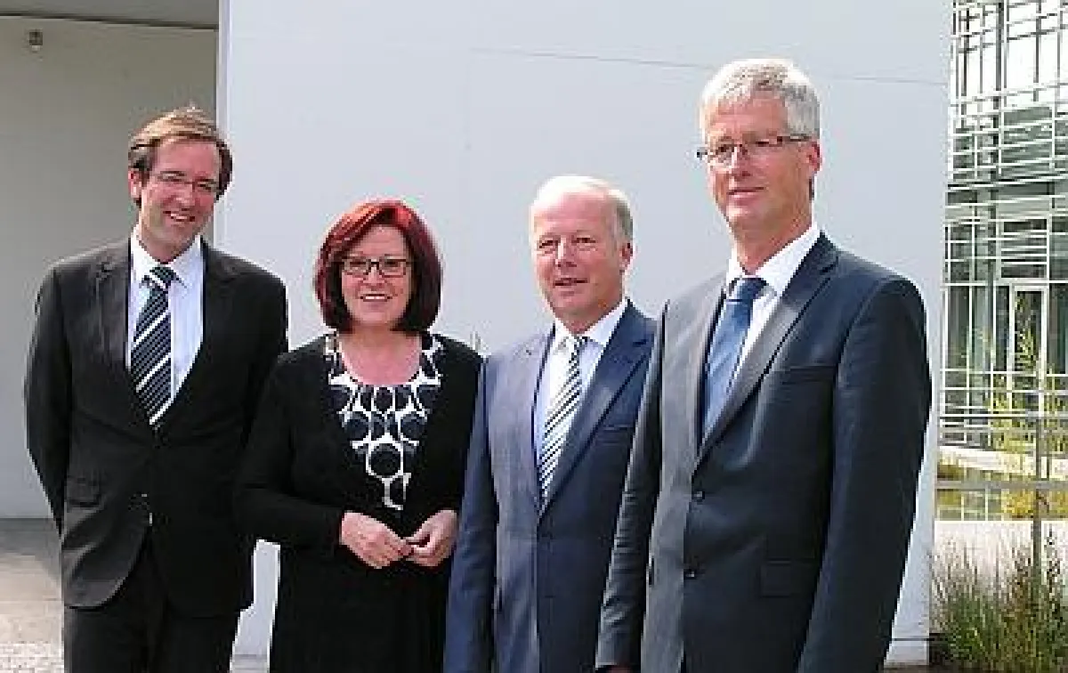 Geschäftsführung und Politiker im Dialog (Bild: MDK Baden-Württemberg)