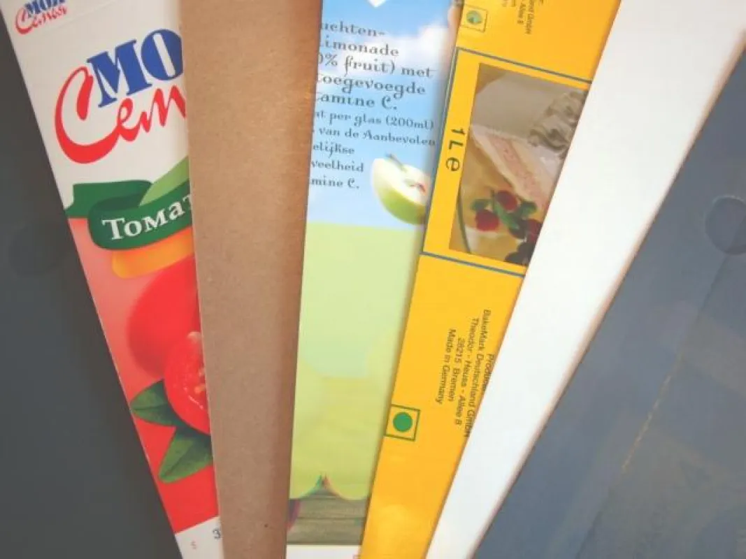 Auswahl Milchkarton / Milchpapier Protect & Cover