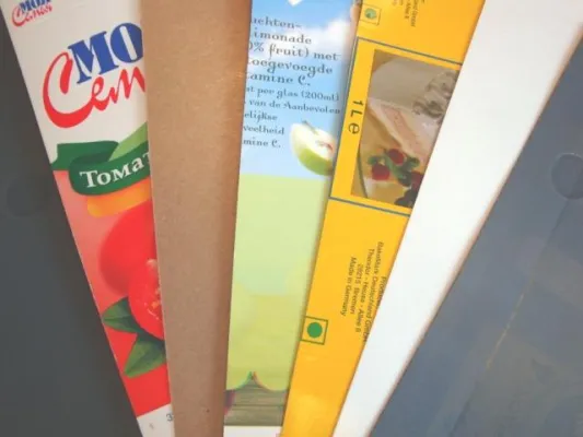 Bild: Die Geschichte des Milchkartons - vom Getränkekarton zum Abdeckmaterial