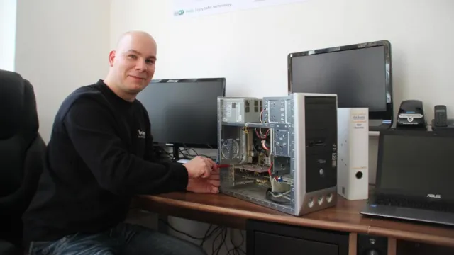 Bild: Fachleute rund um die Computerwelt