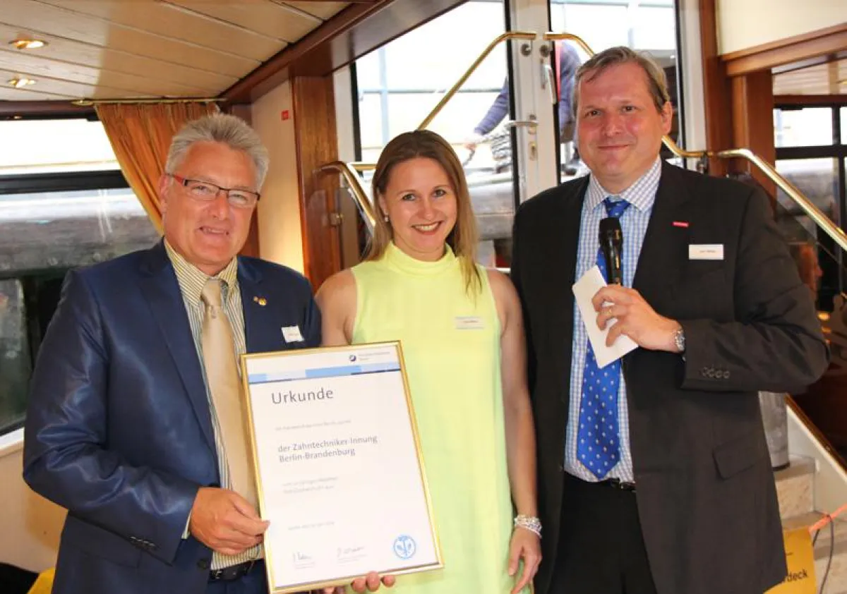Die  Handwerkskammer Berlin gratuliert: