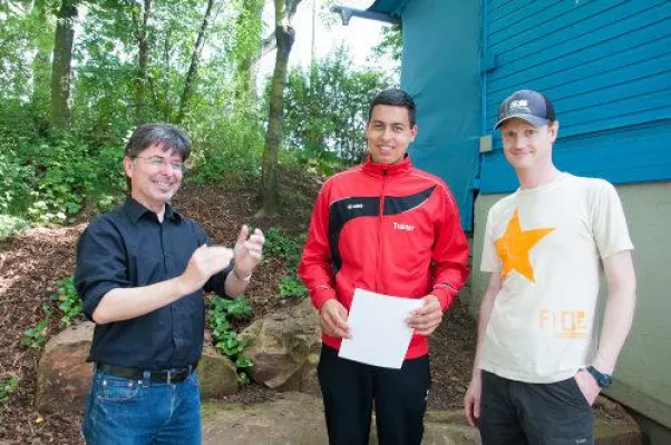 Bild: Soziale Jungs SoKo - Jungs in Frankfurt engagieren sich und lernen soziale Berufe kennen