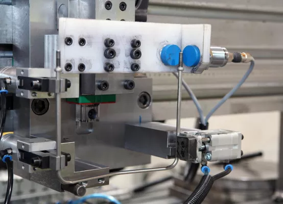 Eine Maschine für gesamte Produktfamilie: Umrüstung im Stundentakt Bild: Eine Maschine für gesamte Produktfamilie: Umrüstung im Stundentakt