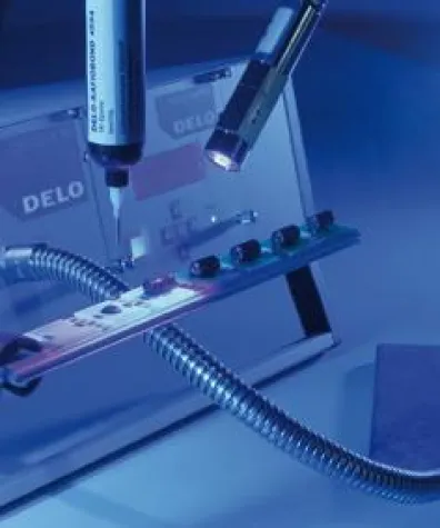 Bild: DELO verkauft 1000. LED-Lampe