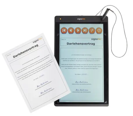 Zugleich elektronisch und auf Papier unterschreiben mit neuem A4-Pad Alpha von signotec Bild: Zugleich elektronisch und auf Papier unterschreiben mit neuem A4-Pad Alpha von signotec