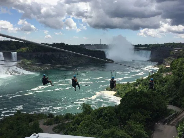 Bild: Hängepartie mit Ausblick