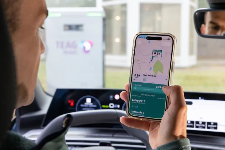 Schluss mit dem App-Chaos an der Ladesäule: Clever Tanken und Cariqa vereinfachen das Laden von E-Autos Bild: Schluss mit dem App-Chaos an der Ladesäule: Clever Tanken und Cariqa vereinfachen das Laden von E-Autos