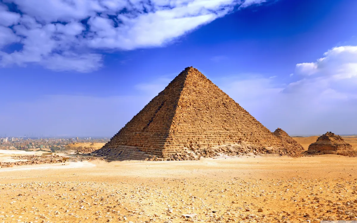Hurghada Pyramiden Ausflug Flugzeug (© Mango Ausflug Reisen )