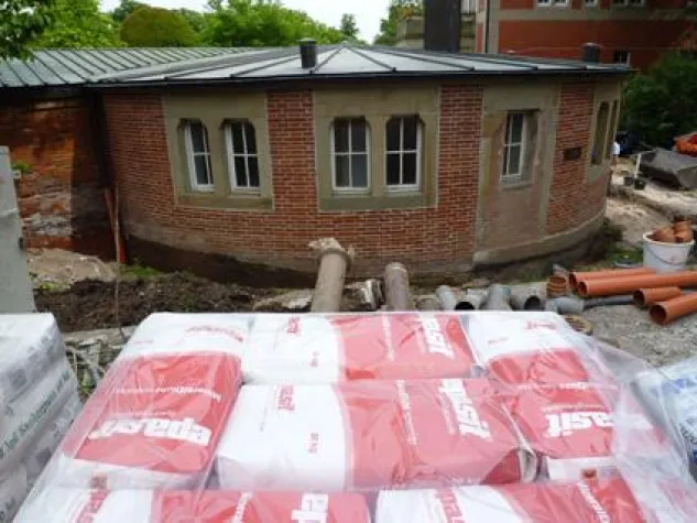 Bild: Wilhelma Stuttgart: Historische Ziegelmauer saniert