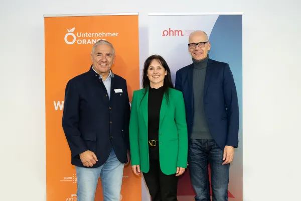 Bild: Unternehmer ORANGE erlebt die Zukunft der KI hautnah an der TH Nürnberg