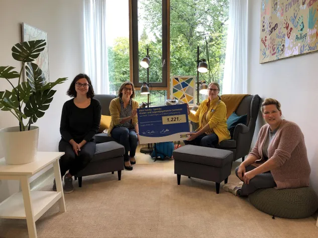 Bild: Gemütliches Lesezimmer von IKEA gespendet für die Kinder- und Jugendpsychiatrie in Bad Cannstatt